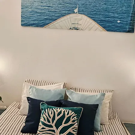 Sunshine Apartment *